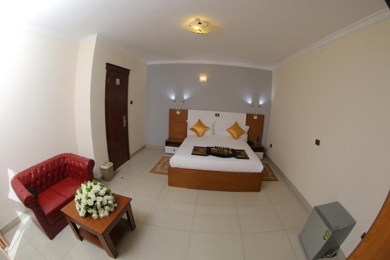 Hotel Tirago Addis Abeba Zewnętrze zdjęcie